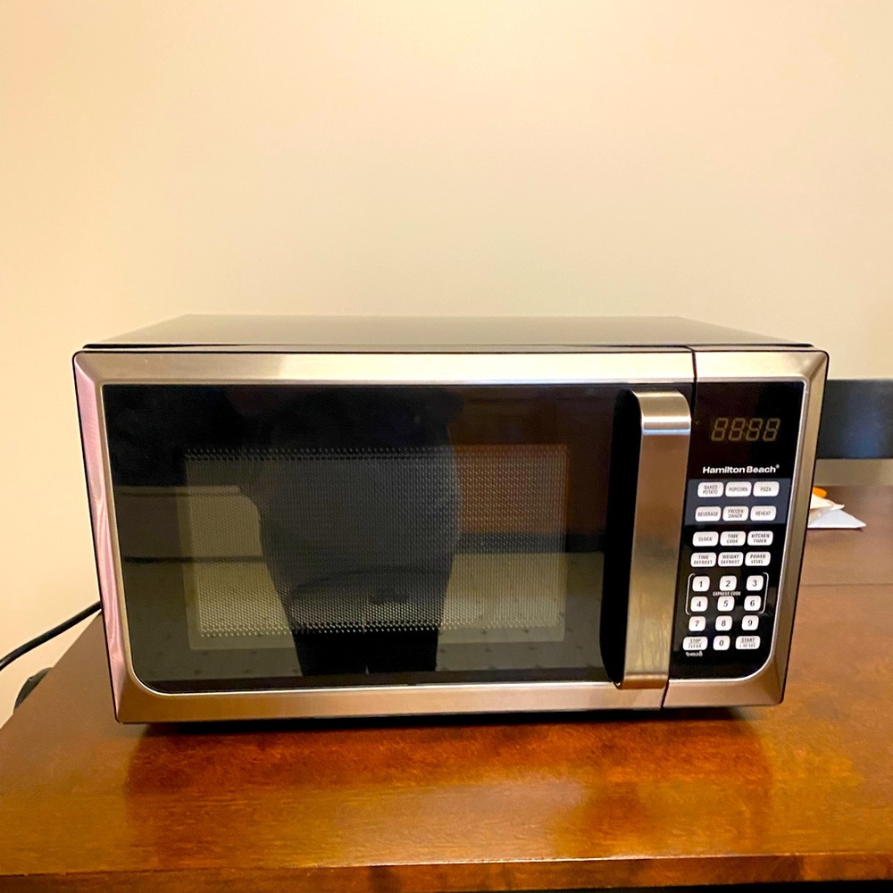 Hamilton Beach Microwave slightly used